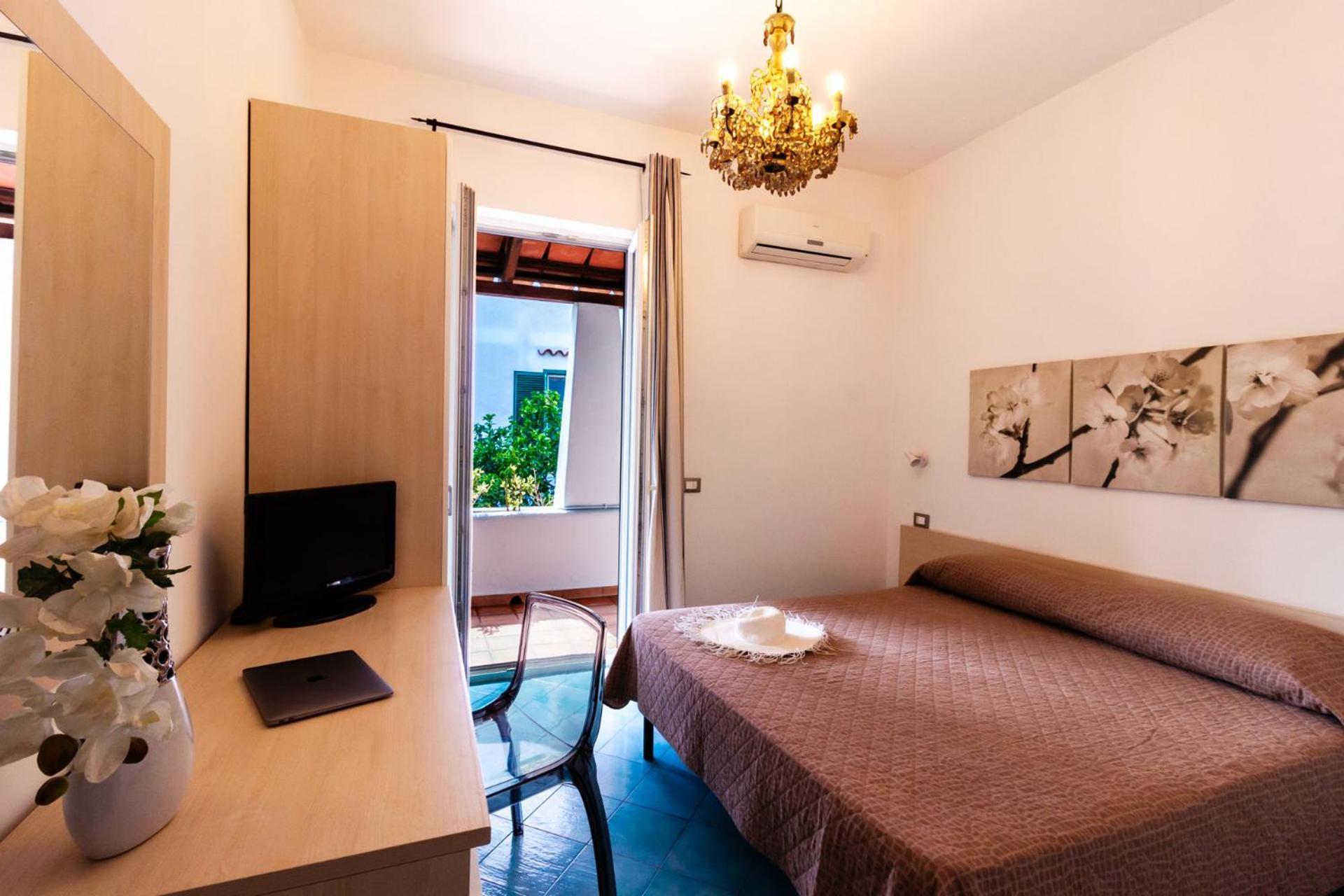 Don Giorgio Rooms & Apartments Isquia Exterior foto